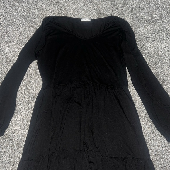 Maternity Dress - Picture 3 of 4